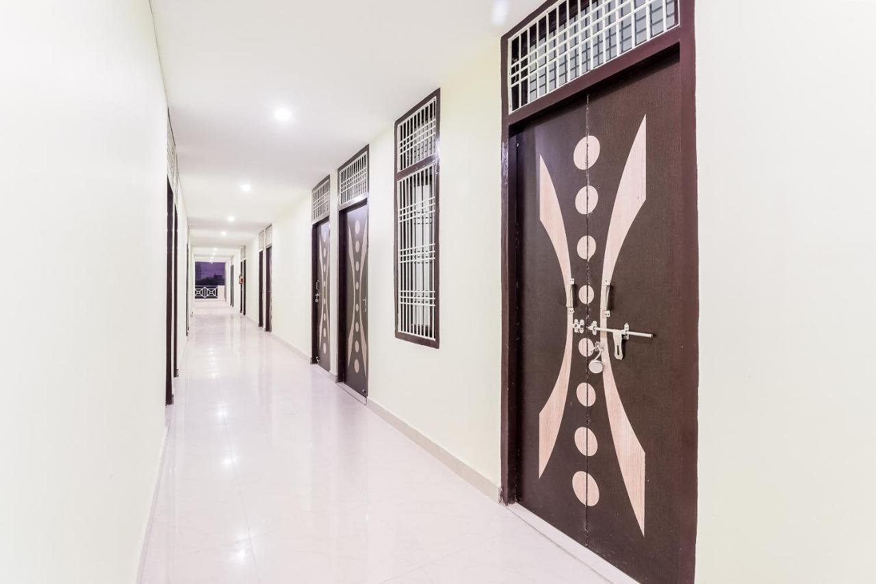Spot On 63000 Hotel S.S. Plaza Banthra Sikandarpur Exterior photo